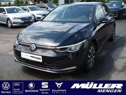 Schwarz Gebraucht 2021 VW Golf VIII Active Limousine | 19.990 € (Guter Preis)