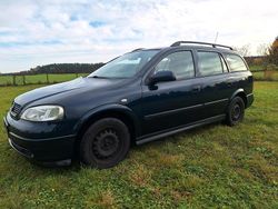 Blau Gebraucht 2002 Opel Astra Kombi | 1.499 €