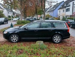 Schwarz Gebraucht 2010 Volvo V70 Kombi | 2.590 €
