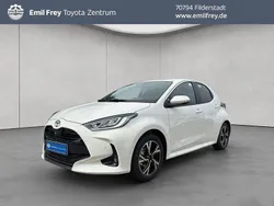 Weiß Neu 2025 Toyota Yaris Limousine | 23.990 € (Superpreis)