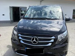 Schwarz Gebraucht 2017 Mercedes Vito Van / Kleinbus | 31.900 €