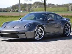 Grau Gebraucht 2024 Porsche 992 | 199.992 € (Superpreis)