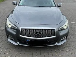 Silber Gebraucht 2016 Infiniti Q50 Limousine | 15.000 € (Teuer)