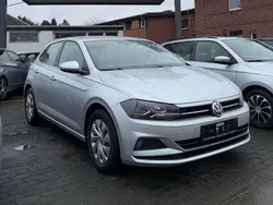 Reflexsilber metallic Gebraucht 2020 VW Polo Comfortline Kleinwagen | 15.600 € (Fairer Preis)