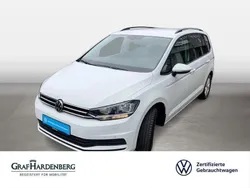 Weiß Gebraucht 2021 VW Touran Comfortline Van / Kleinbus | 23.888 € (Guter Preis)
