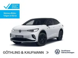 Gletscherweiß metallic Gebraucht 2024 VW ID.5 GTX SUV | 49.930 €