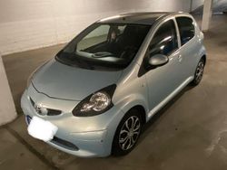 Blau Gebraucht 2006 Toyota Aygo City Kleinwagen | 5.400 € (Teuer)