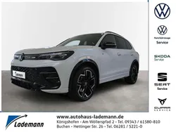 Oryxweiß perlmutteffekt Gebraucht 2024 VW Tiguan R-line SUV | 52.529 € (Guter Preis)