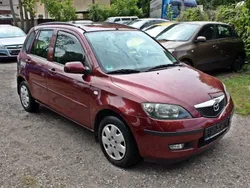 Rot Gebraucht 2004 Mazda 2 Exclusive Van / Kleinbus | 1.499 € (Guter Preis)
