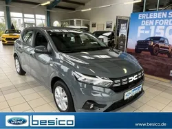 Andere farbe Gebraucht 2023 Dacia Sandero Expression Kleinwagen | 14.990 € (Guter Preis)