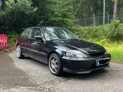 Grau Gebraucht 2000 Honda Civic LS Limousine | 3.700 € (Etwas zu teuer)