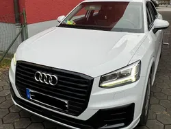 Weiß Gebraucht 2018 Audi Q2 Design SUV | 15.999 € (Guter Preis)