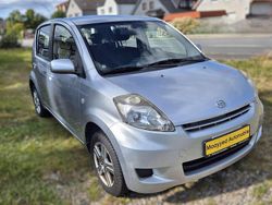 Grau Gebraucht 2008 Daihatsu Sirion Kleinwagen | 1.495 € (Fairer Preis)