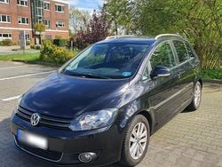 Schwarz Gebraucht 2011 VW Golf VI Style Limousine | 6.250 € (Fairer Preis)