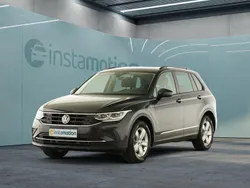 Grau Gebraucht 2022 VW Tiguan SUV | 29.399 € (Fairer Preis)