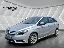 Silber Gebraucht 2013 Mercedes B250 Van / Kleinbus | 17.900 € (Fairer Preis)