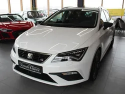 Weiß Gebraucht 2019 Seat Leon ST FR Kombi | 19.290 € (Fairer Preis)