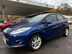 Blau Gebraucht 2016 Ford Fiesta Celebration Limousine | 6.900 € (Fairer Preis)