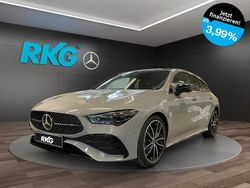 Grau Gebraucht 2025 Mercedes CLA200 Shooting Brake AMG Kombi | 39.780 €