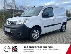 Weiss / mineral white Gebraucht 2020 Nissan NV250 Van | 10.990 € (Fairer Preis)