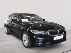 Schwarz uni Gebraucht 2021 BMW 330e Advantage Kombi | 21.790 € (Fairer Preis)