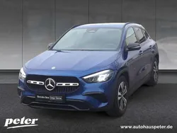 Metalliclack spektralblau Gebraucht 2023 Mercedes GLA220 Progressive SUV | 42.999 € (Fairer Preis)
