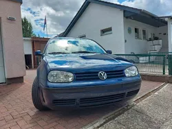 Blau Gebraucht 2000 VW Golf IV Limousine | 2.800 € (Teuer)