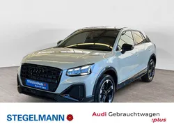 Tausilber metallic Gebraucht 2024 Audi Q2 S-Line SUV | 39.990 €