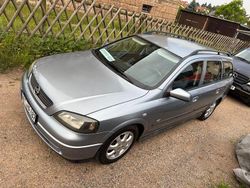 Silber Gebraucht 2003 Opel Astra Njoy Kombi | 1.234 €