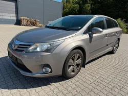 Beige Gebraucht 2015 Toyota Avensis Kombi | 7.100 € (Fairer Preis)