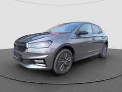 Rot Neu 2025 Skoda Fabia Selection Limousine | 28.449 € (Teuer)