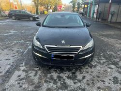 Schwarz Gebraucht 2017 Peugeot 308 Access Kombi | 6.000 € (Fairer Preis)