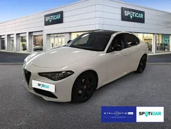 Weiß Gebraucht 2019 Alfa Romeo Giulia Super Limousine | 26.890 € (Teuer)