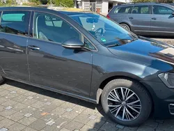 Grau Gebraucht 2016 VW Golf VII Allstar Limousine | 9.500 € (Fairer Preis)