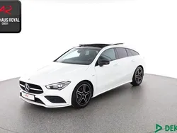 Weiss Gebraucht 2022 Mercedes CLA200 Shooting Brake AMG Kombi | 29.880 € (Etwas zu teuer)