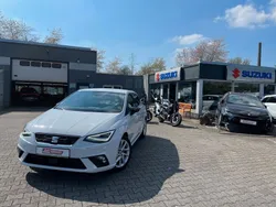 Weiß Gebraucht 2022 Seat Ibiza FR-Line Limousine | 18.298 € (Fairer Preis)