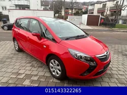 Rot Gebraucht 2016 Opel Zafira Van / Kleinbus | 9.500 € (Superpreis)