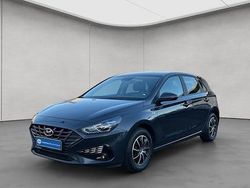 Dark knight Gebraucht 2022 Hyundai i30 Pure Limousine | 11.990 € (Superpreis)