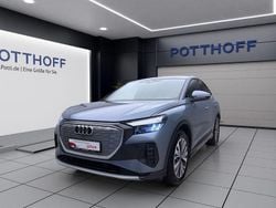 Blau Gebraucht 2022 Audi Q4 Sportback e-tron Ambiente SUV | 24.750 € (Superpreis)