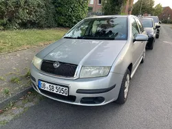 Silber Gebraucht 2005 Skoda Fabia Sport Limousine | 650 € (Superpreis)