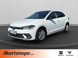 Weiß Gebraucht 2023 VW Polo Style Limousine | 19.589 € (Guter Preis)