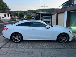 Weiß Gebraucht 2017 Mercedes E200 Cabrio | 32.200 € (Fairer Preis)
