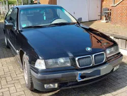 Schwarz Gebraucht 1997 BMW 316 Compact Kleinwagen | 1.050 € (Guter Preis)