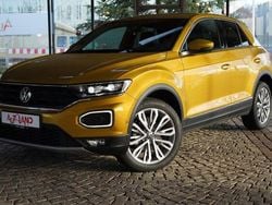 Kurkumagelb metallic Gebraucht 2021 VW T-Roc Style SUV | 21.490 € (Fairer Preis)