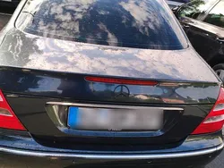 Schwarz Gebraucht 2003 Mercedes E320 Limousine | 2.888 €