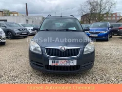 Grau Gebraucht 2009 Skoda Roomster Style Kombi | 1.900 € (Superpreis)