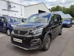 Schwarz Gebraucht 2021 Peugeot Rifter Van / Kleinbus | 27.999 € (Teuer)