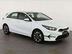 Carraraweiß Neu 2025 Kia Ceed Limousine | 21.095 € (Guter Preis)