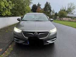 Grau Gebraucht 2018 Opel Insignia Business Kombi | 9.000 € (Superpreis)