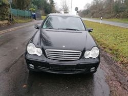 Schwarz Gebraucht 2007 Mercedes C180 Limousine | 2.900 € (Superpreis)
